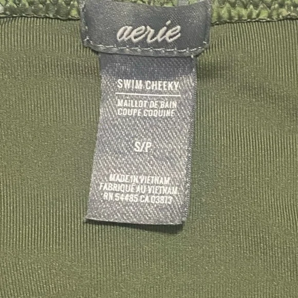 Aerie Green Floral Bikini Set top size is M and bikini bottom is size S - Picture 7 of 7